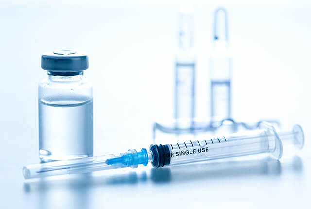 注射器とアンプル
